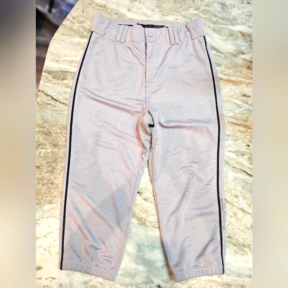 Authentic Adidas Men’s Baseball Pants in size Medium. From the Player ID line